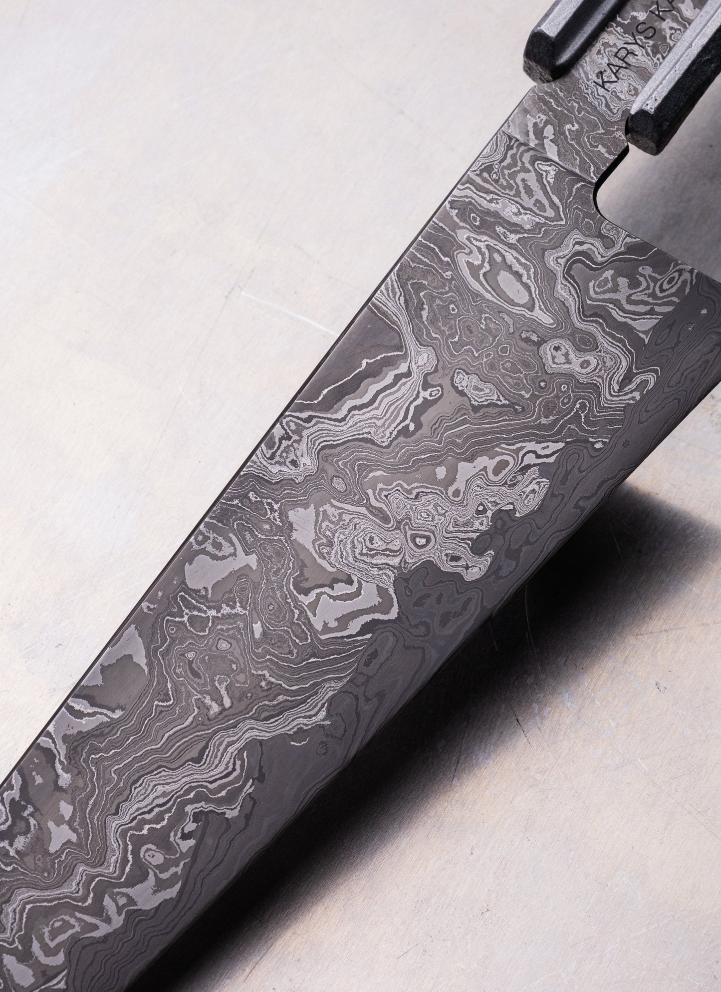 230mm damascus gyuto