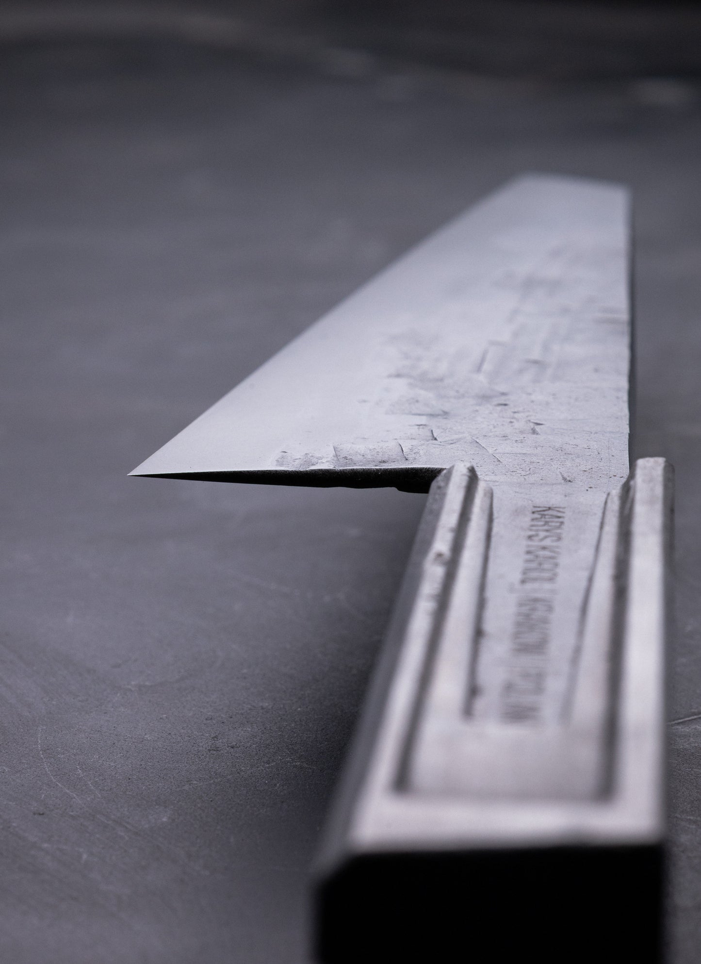245mm monosteel gyuto